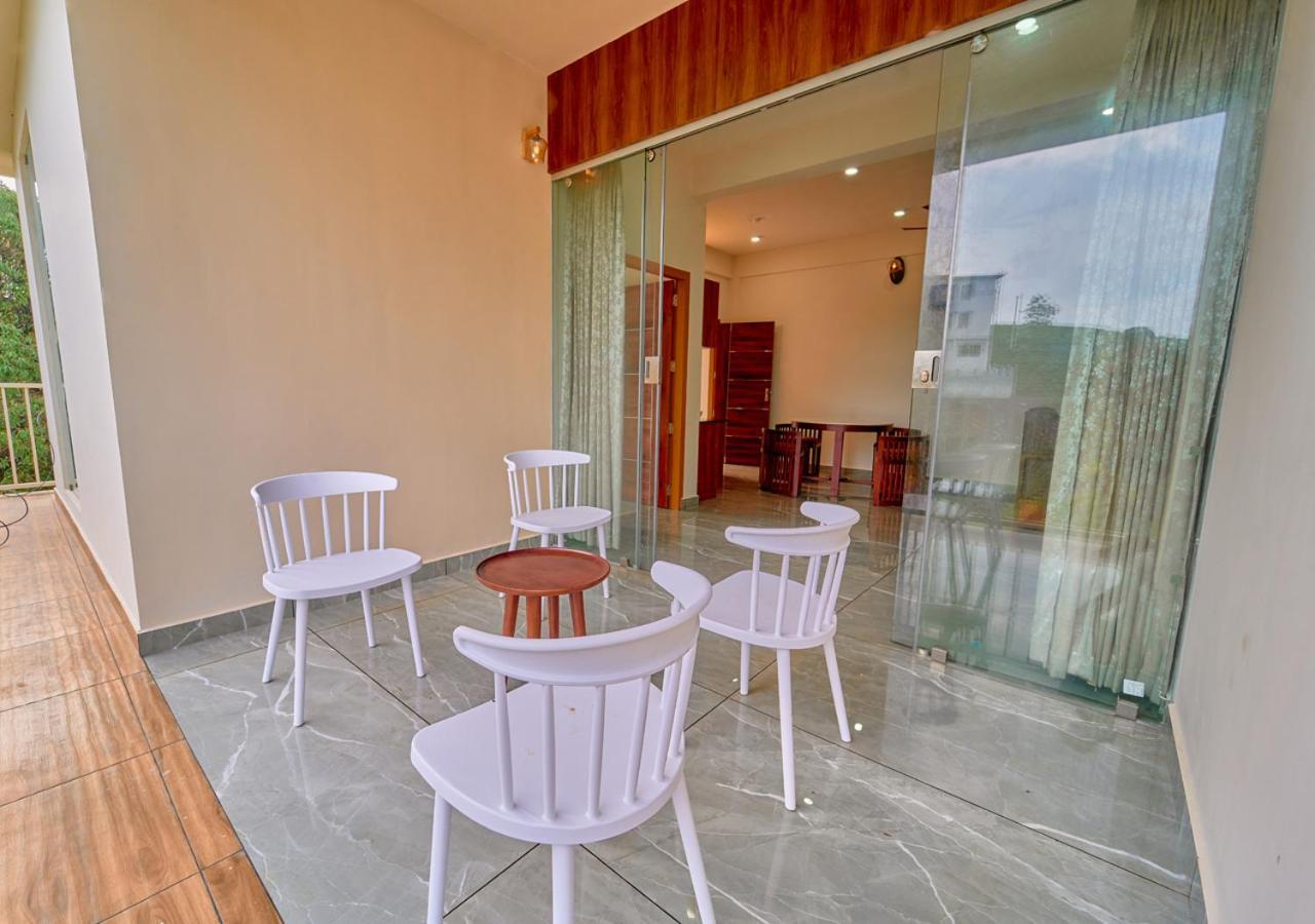Glen Castle Vagamon Pool Resort By Voye Homes المظهر الخارجي الصورة