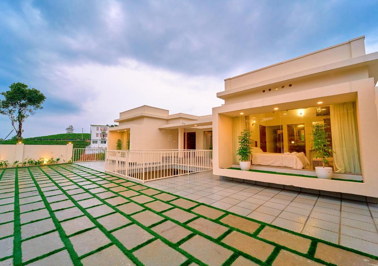 Glen Castle Vagamon Pool Resort By Voye Homes المظهر الخارجي الصورة
